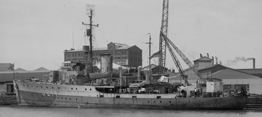 HMAS Castlemaine (J244)